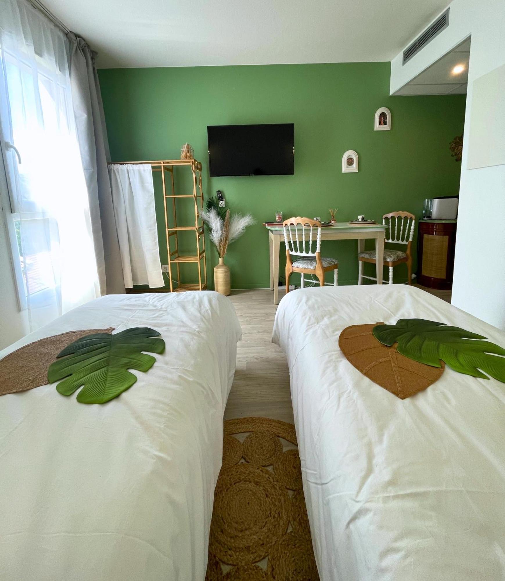 Boudoir - Clim-Wifi-Twin-Gare Apartment Lourdes Luaran gambar