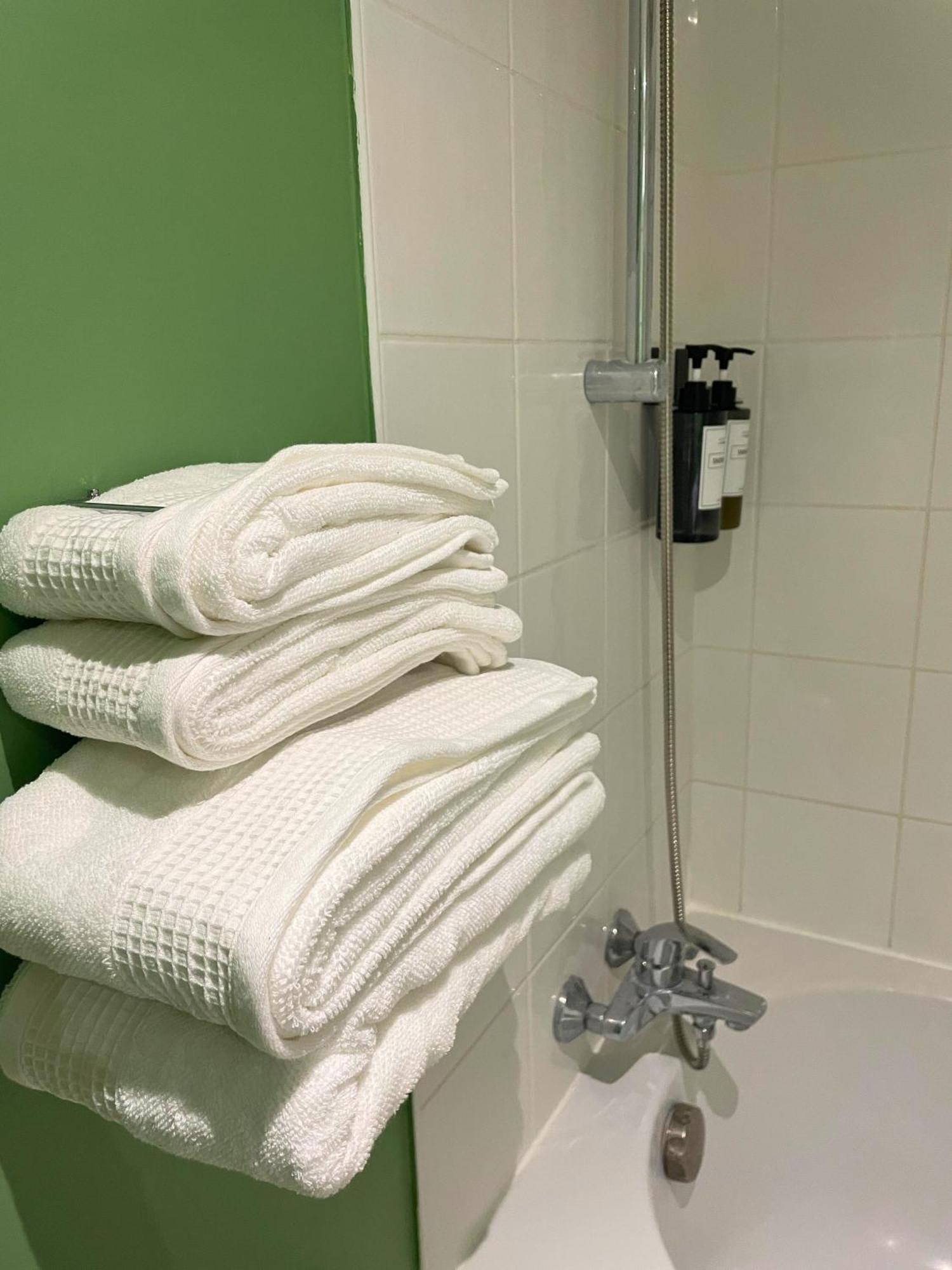 Boudoir - Clim-Wifi-Twin-Gare Apartment Lourdes Luaran gambar