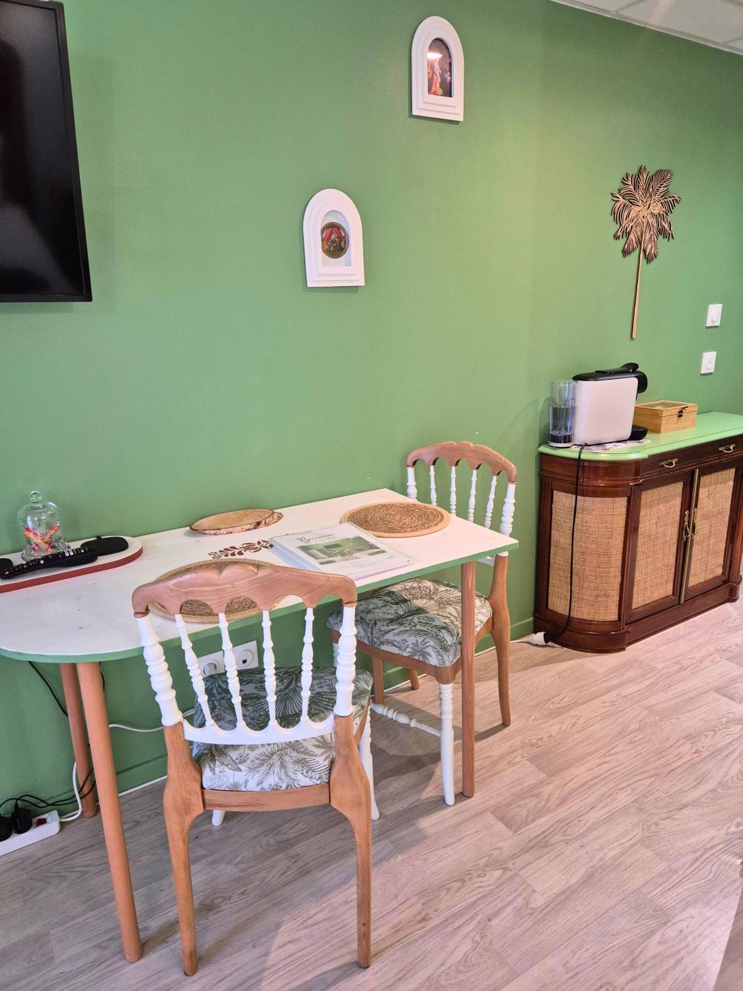 Boudoir - Clim-Wifi-Twin-Gare Apartment Lourdes Luaran gambar